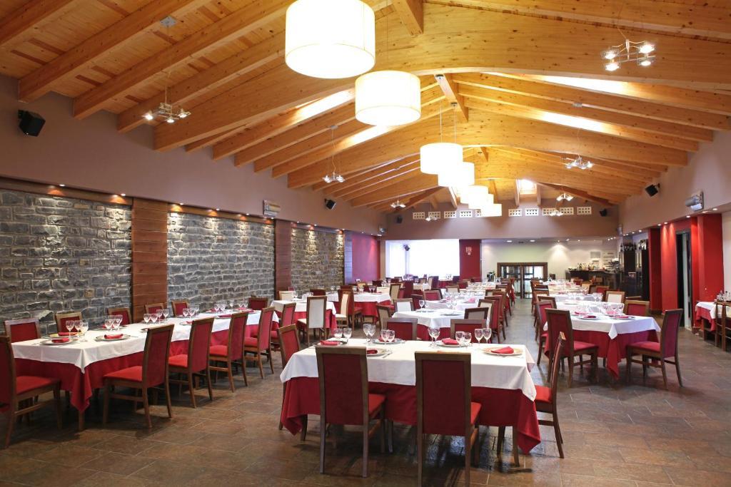 Hotel Restaurante Revestido Escalona Eksteriør billede