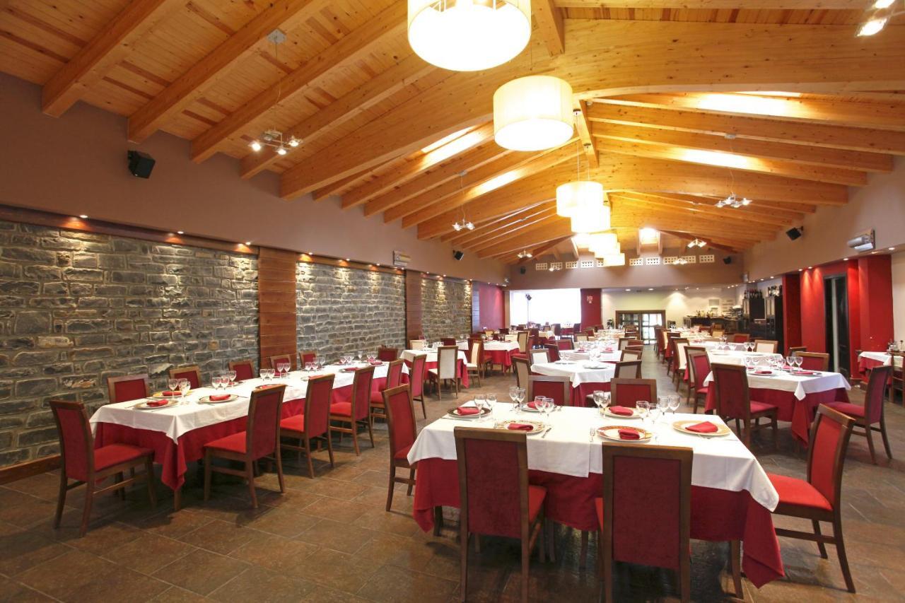 Hotel Restaurante Revestido Escalona Eksteriør billede